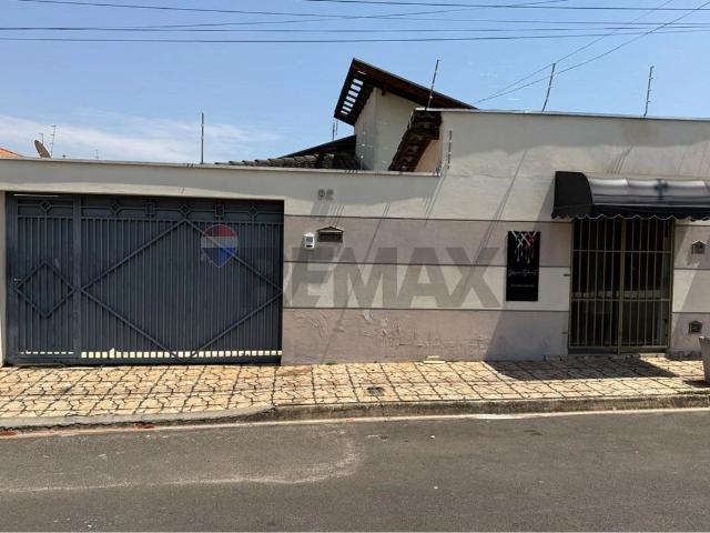 Casa / Sobrado para Venda em Itapira/SP Jardim Bonfim 4 Quartos