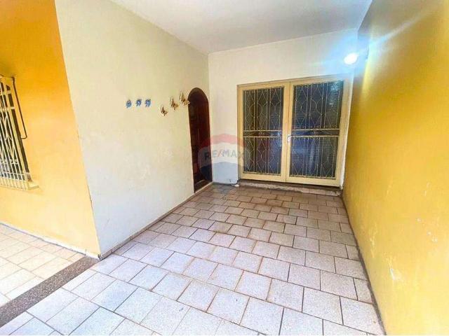 Casa / Sobrado para Venda em Itapira/SP Parque São Jorge 3 Quartos