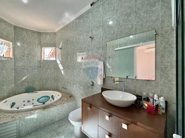 Casa / Sobrado para Venda em Itapira/SP Prados 3 Quartos