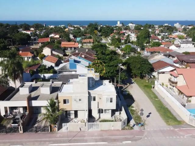 Casa / Sobrado para Venda em Itapoá/SC Centro 3 Quartos