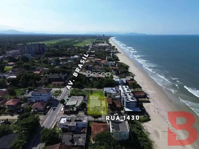 Casa / Sobrado para Venda em Itapoá/SC Centro 3 Quartos