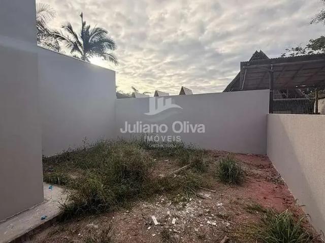 Casa / Sobrado para Venda em Itapoá/SC Centro 3 Quartos