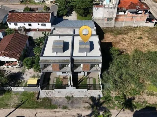 Casa / Sobrado para Venda em Itapoá/SC Centro 3 Quartos