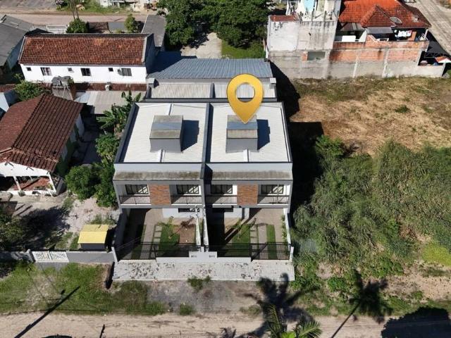 Casa / Sobrado para Venda em Itapoá/SC Centro 3 Quartos