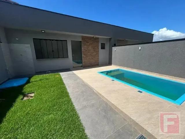 Casa / Sobrado para Venda em Itapoá/SC Centro 3 Quartos