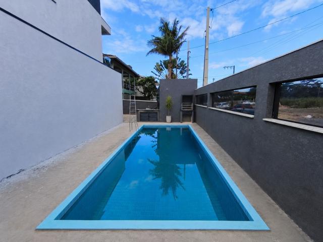 Casa / Sobrado para Venda em Itapoá/SC Centro 3 Quartos