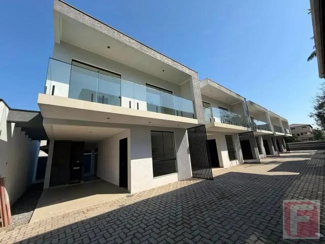 Casa / Sobrado para Venda em Itapoá/SC Centro 3 Quartos
