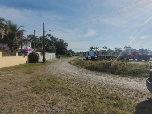 Casa / Sobrado para Venda em Itapoá/SC Centro 4 Quartos