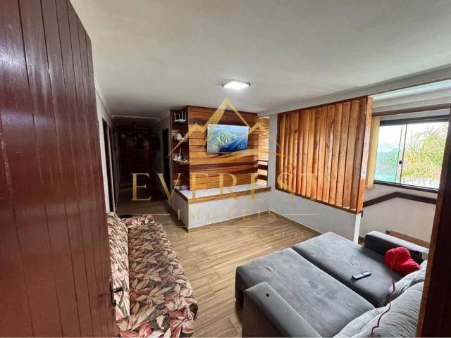 Casa / Sobrado para Venda em Itapoá/SC Centro 5 Quartos