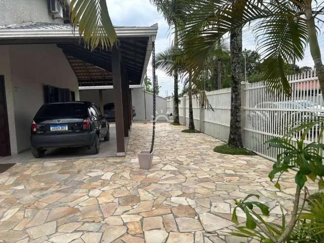Casa / Sobrado para Venda em Itapoá/SC Centro 5 Quartos