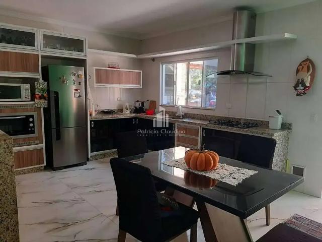 Casa / Sobrado para Venda em Itapoá/SC Continental 5 Quartos