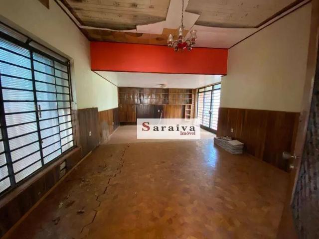Casa / Sobrado para Venda em Itapuí/SP Centro 3 Quartos