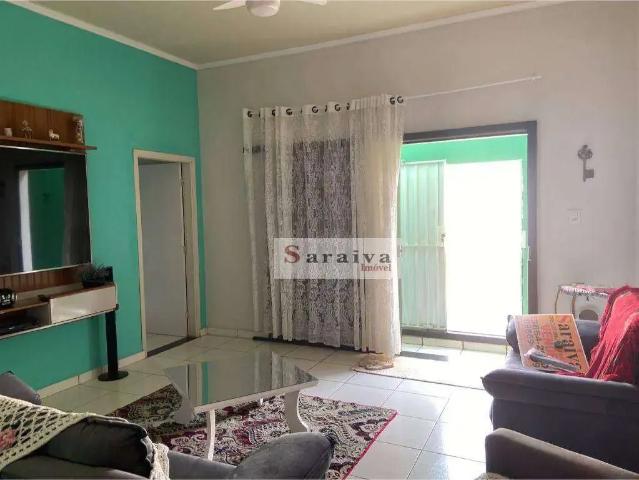 Casa / Sobrado para Venda em Itapuí/SP Centro 3 Quartos