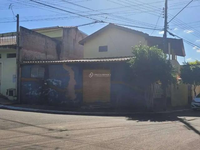 Casa / Sobrado para Venda em Itapuí/SP Centro 3 Quartos