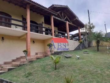 Casa / Sobrado para Venda em Itariri/SP Centro 3 Quartos