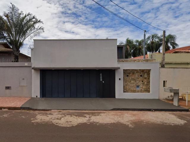 Casa / Sobrado para Venda em Ituiutaba/MG Setor Sul