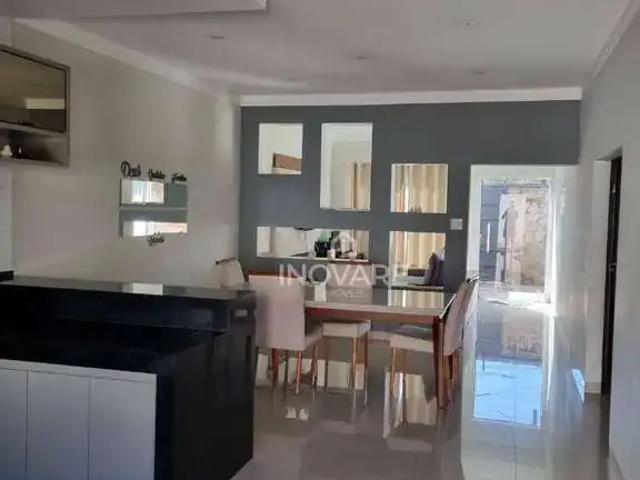 Casa / Sobrado para Venda em Itumbiara/GO Residencial Alto do Trindade 3 Quartos