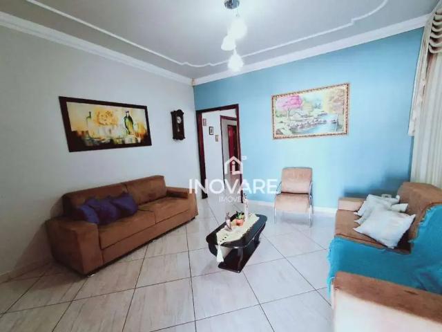 Casa / Sobrado para Venda em Itumbiara/GO Setor Afonso Pena 4 Quartos