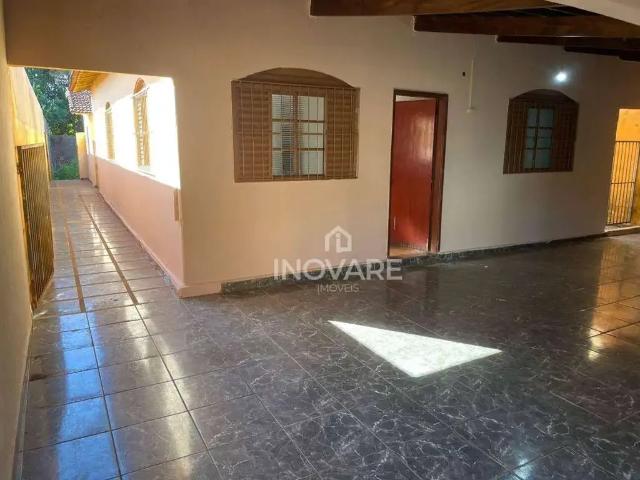Casa / Sobrado para Venda em Itumbiara/GO Setor Anhangüera 3 Quartos