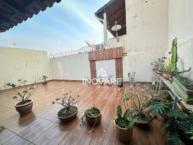 Casa / Sobrado para Venda em Itumbiara/GO Setor Central 3 Quartos