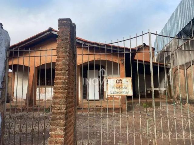 Casa / Sobrado para Venda em Itumbiara/GO Setor Oeste 3 Quartos