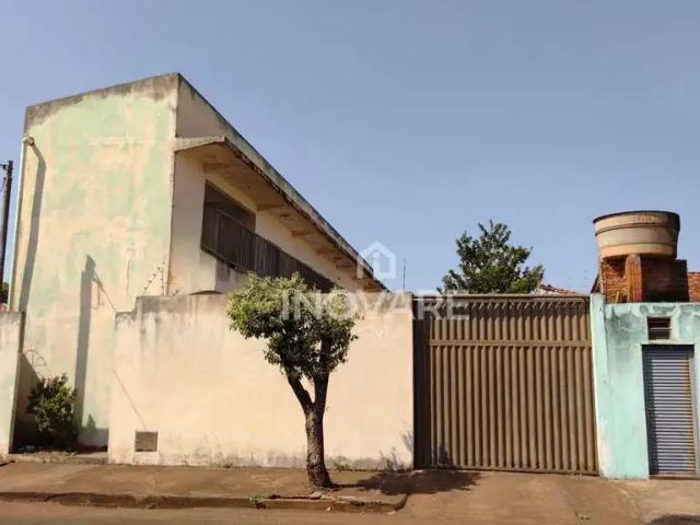 Casa / Sobrado para Venda em Itumbiara/GO Setor Planalto 14 Quartos