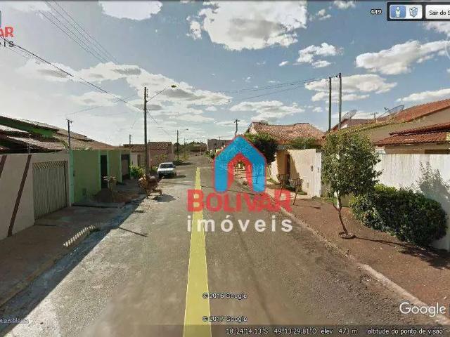 Casa / Sobrado para Venda em Itumbiara/GO Social Setor Karfan II 3 Quartos