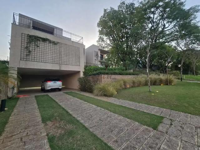 Casa / Sobrado para Venda em Itupeva/SP Centro 4 Quartos