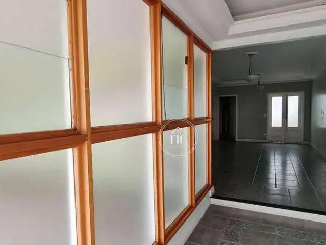 Casa / Sobrado para Venda em Itu/SP Parque Residencial Presidente Médici 4 Quartos