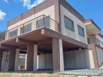 Casa / Sobrado para Venda em Jambeiro/SP Recanto Santa Barbara 4 Quartos