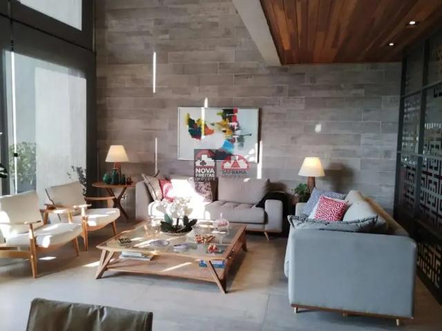Casa / Sobrado para Venda em Jambeiro/SP Tapanhao 4 Quartos