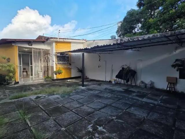 Casa / Sobrado para Venda em Jaboatão dos Guararapes/PE Barra de Jangada 3 Quartos
