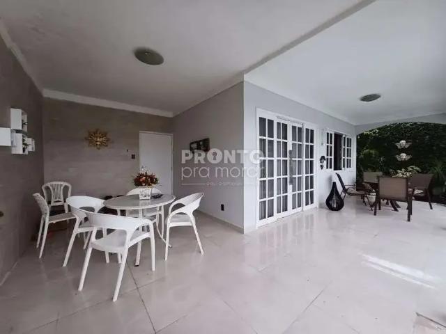 Casa / Sobrado para Venda em Jaboatão dos Guararapes/PE Candeias 4 Quartos