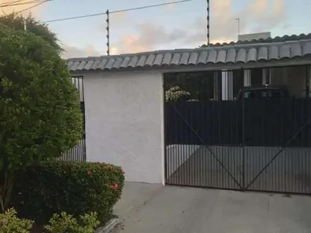 Casa / Sobrado para Venda em Jaboatão dos Guararapes/PE Piedade 4 Quartos