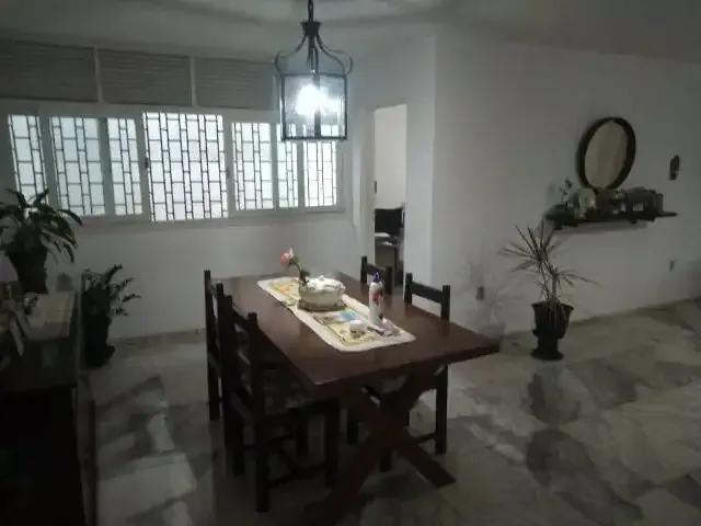 Casa / Sobrado para Venda em Jaboatão dos Guararapes/PE Piedade 4 Quartos