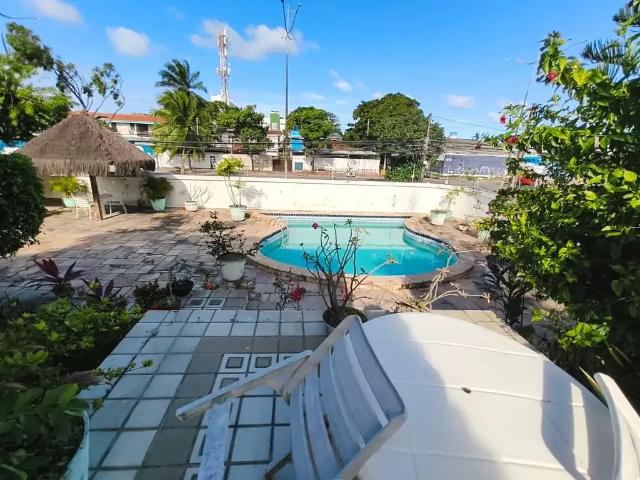 Casa / Sobrado para Venda em Jaboatão dos Guararapes/PE Piedade 4 Quartos