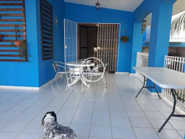 Casa / Sobrado para Venda em Jaboatão dos Guararapes/PE Piedade 5 Quartos