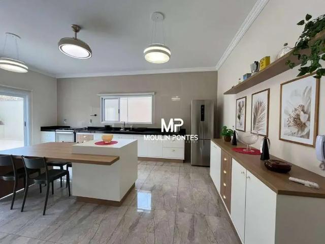 Casa / Sobrado para Venda em Jaboticabal/SP Athenas Paulista 5 Quartos
