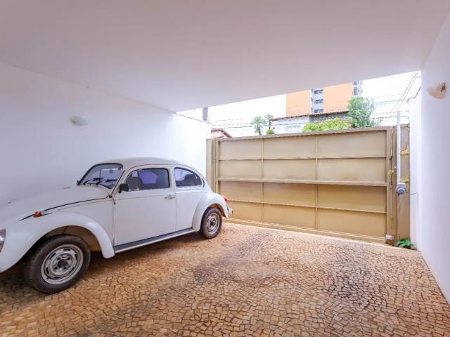 Casa / Sobrado para Venda em Jaboticabal/SP Centro 3 Quartos