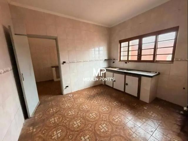 Casa / Sobrado para Venda em Jaboticabal/SP Centro 3 Quartos