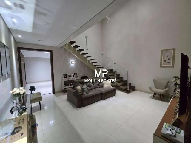 Casa / Sobrado para Venda em Jaboticabal/SP Jardim Monterrey 4 Quartos