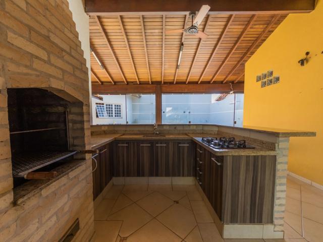 Casa / Sobrado para Venda em Jaboticabal/SP Jardim São Marcos I 3 Quartos
