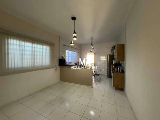 Casa / Sobrado para Venda em Jaboticabal/SP Recanto do Barreiro 4 Quartos