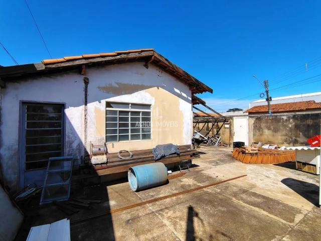 Casa / Sobrado para Venda em Jaboticabal/SP Residencial Jaboticabal 3 Quartos