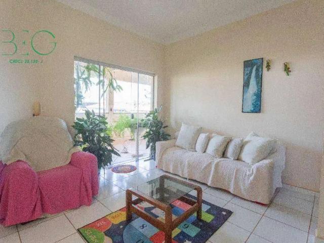 Casa / Sobrado para Venda em Jaboticabal/SP X 4 Quartos