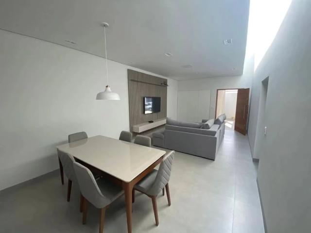 Casa / Sobrado para Venda em Jacutinga/MG Centro 3 Quartos