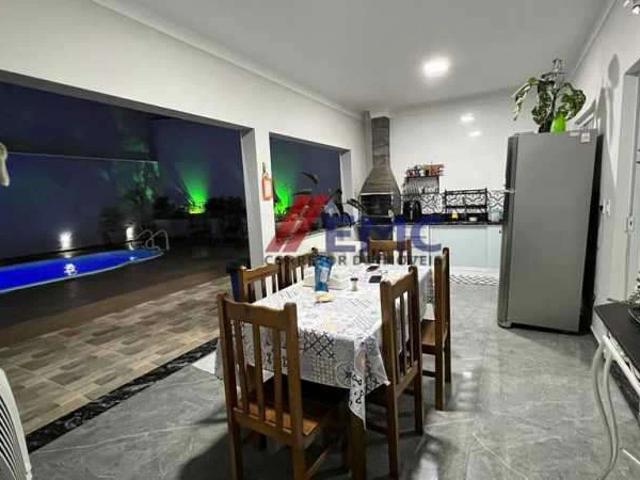 Casa / Sobrado para Venda em Jacutinga/MG Jardim Flamboyant 3 Quartos