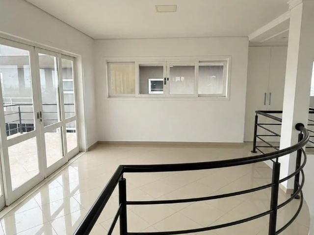 Casa / Sobrado para Venda em Jacareí/SP Condomínio Residencial Mirante do Vale 3 Quartos