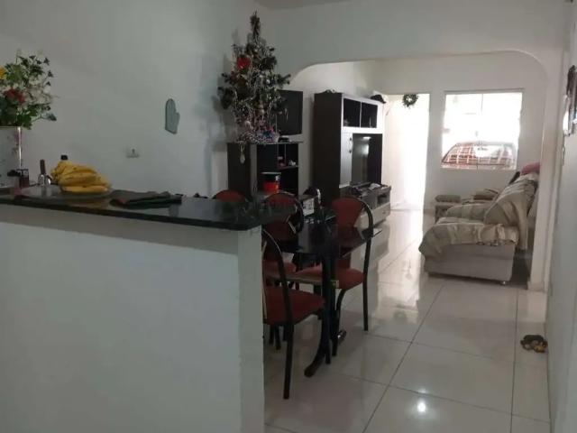 Casa / Sobrado para Venda em Jacareí/SP Conjunto Habitacional Marinho 2 Quartos