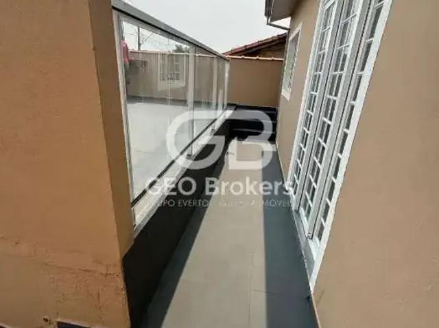 Casa / Sobrado para Venda em Jacareí/SP Conjunto São Benedito 4 Quartos